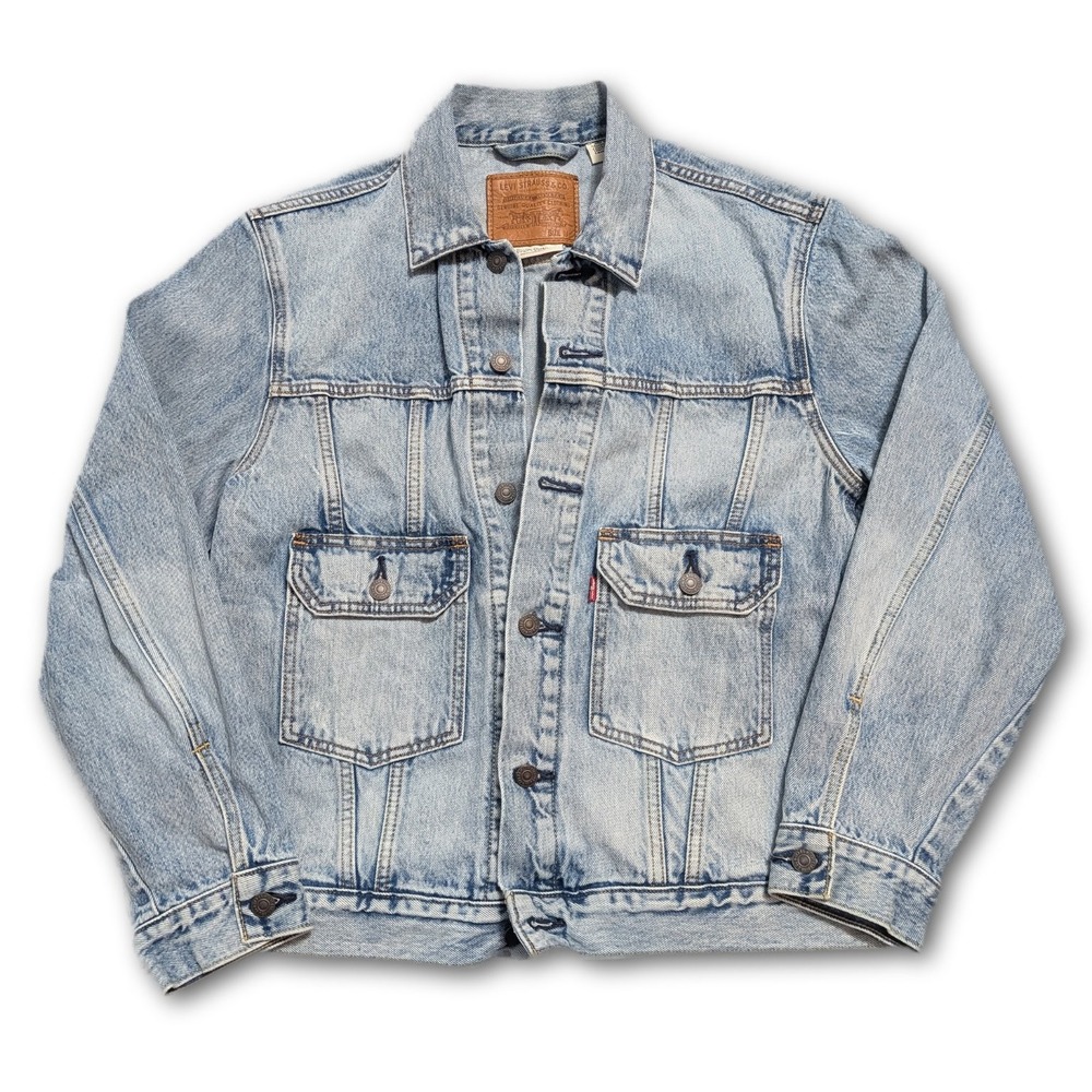 Levi's Premium Mens Jacket Blue Denim Trucker Pockets Classic Casual Light Wash